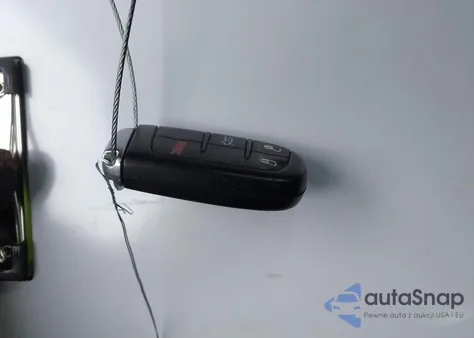 2018 Dodge Challenger Sxt z USA, uszkodzony, nr VIN 2C3CDZAG7JH317860